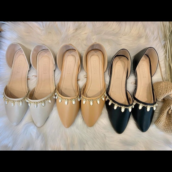 Pearl Pointed Mules - Picture 1 of 1